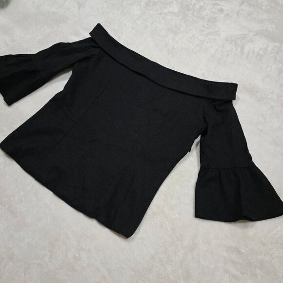 Stone Cold Fox Off-Shoulder Black Bell Sleeve Top – Linen Blend – NWOT – Size 0 - Picture 9 of 13